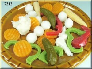 Daržovių rinkinys (kalafijorai, paprikos, morkos, svogūnai, kukurūzai)