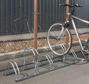 Two-level rack for 5 bicycles