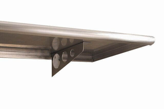 Smooth stainless steel shelves