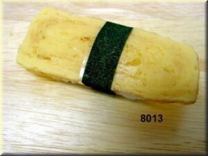 Nigiri-sushi su omletu
