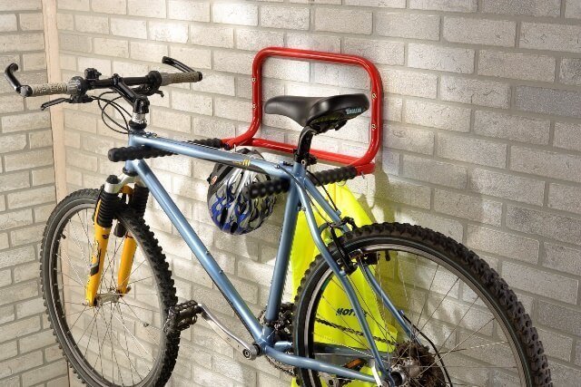 Raised rack for two bikes