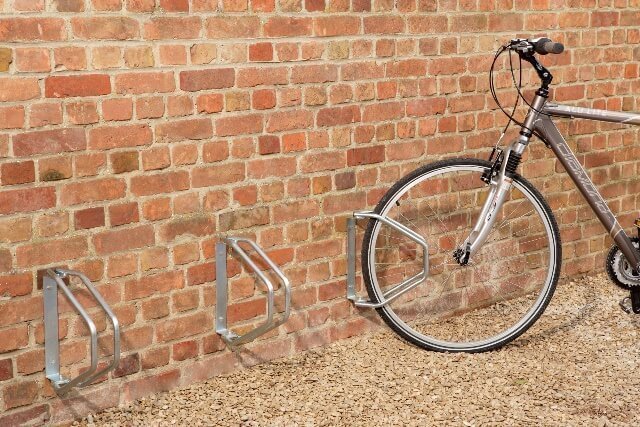 Wandmontierte, drehbare Ständer für ein Fahrrad