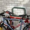 Sieniniai laikikliai dviems dviračiams