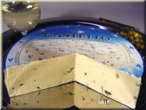 Sūris su mėlynuoju pelėsiu "Castello"