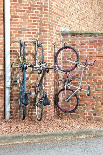 Supports muraux pour verrouiller les vélos
