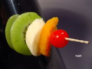 Įvairių vaisių smeigtukas