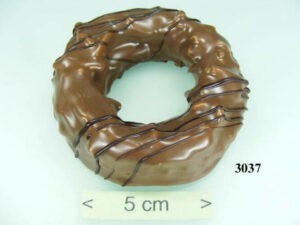 Šokolādes gredzens ar mandelēm