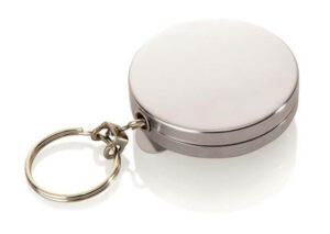 Retractable key holder with stainless steel cover 1526 000