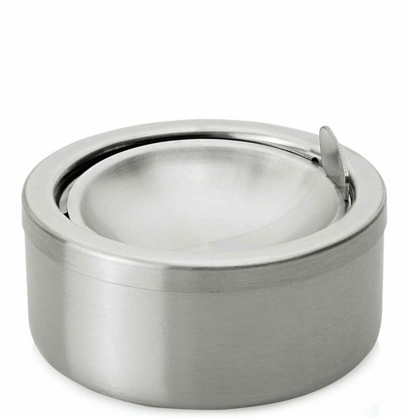 Table ashtrays with a press-on lid