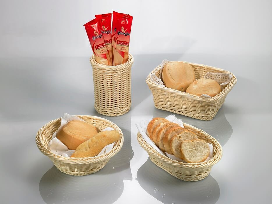 Wicker baskets for bread