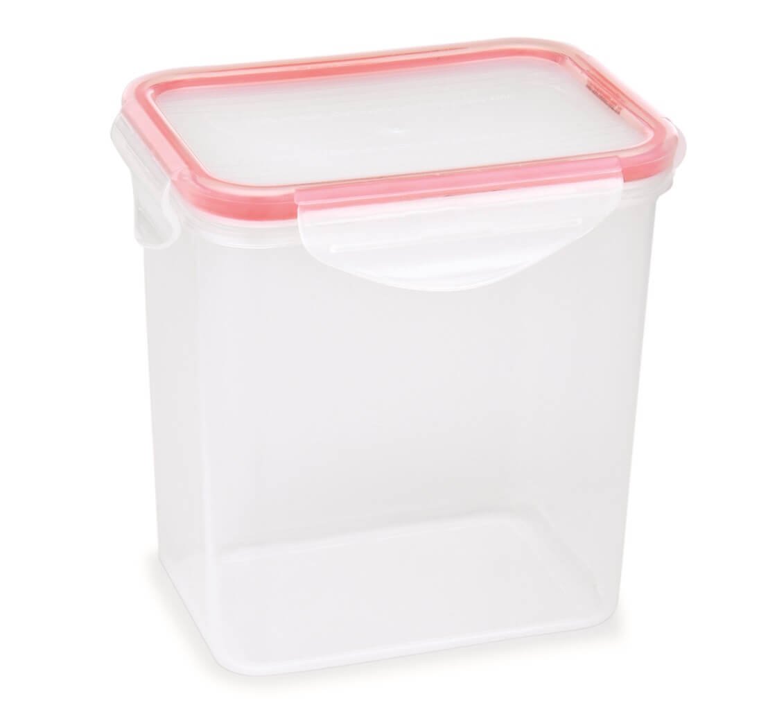 Polypropylene jars with tightly closing lids