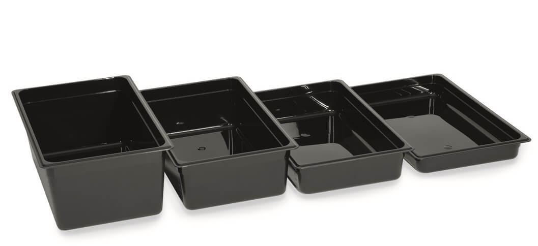 Black polycarbonate dishes