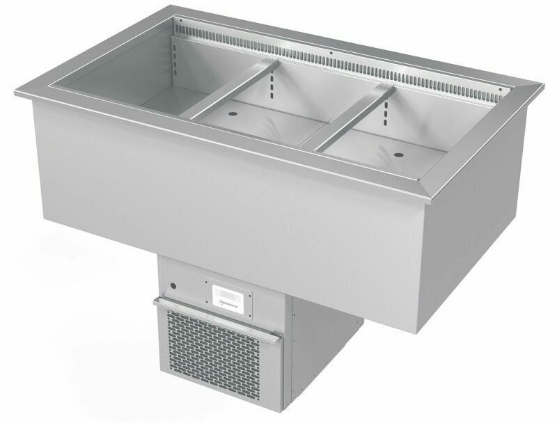 Ventilated refrigerated bath for GN containers