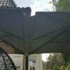 Prostor skėčių nuo saulės P6 gaubtus jungiantis lietaus latakas