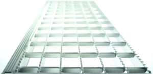 Anodized aluminum mesh steps 300115