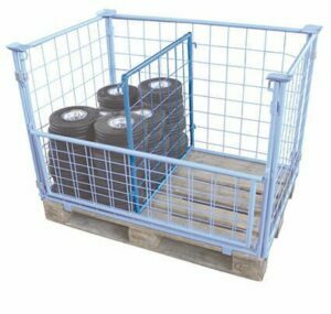 Dividers for mesh pallet trays
