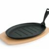 Cast iron serving pan with removable handle and wooden table 3521300