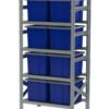 900 x 600 x 2000 mm große Racks mit 8 l blauen Kunststoffboxen