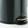 12l capacity trash cans with a lid that can be opened with a pedal