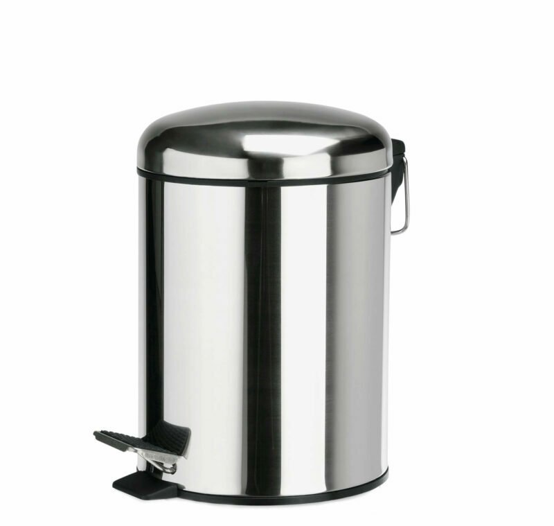 5l trash cans with a lid that can be lifted by a pedal